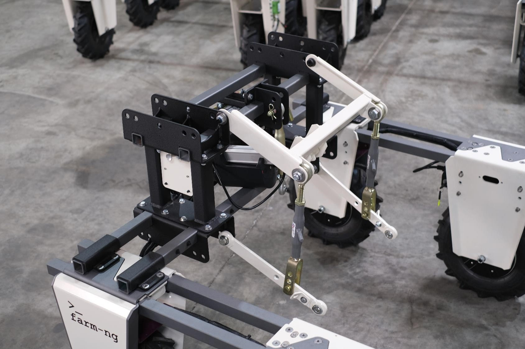 Three Point Lift Structure 3 Point Lift Kit (Cat 0) – farm-ng